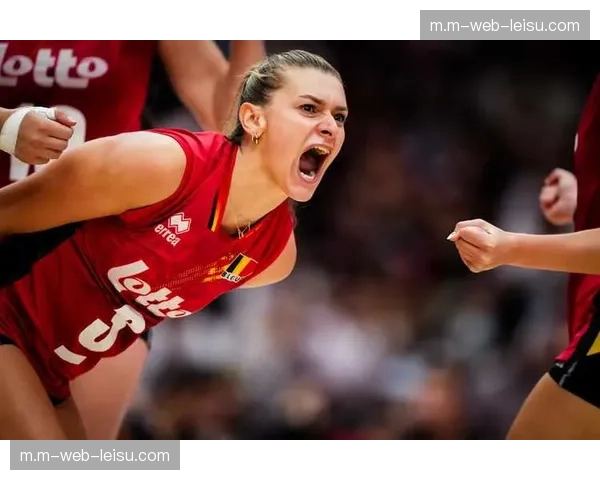 波兰两分险胜拉脱维亚 欧洲区竞争激烈晋级名额争夺白热化